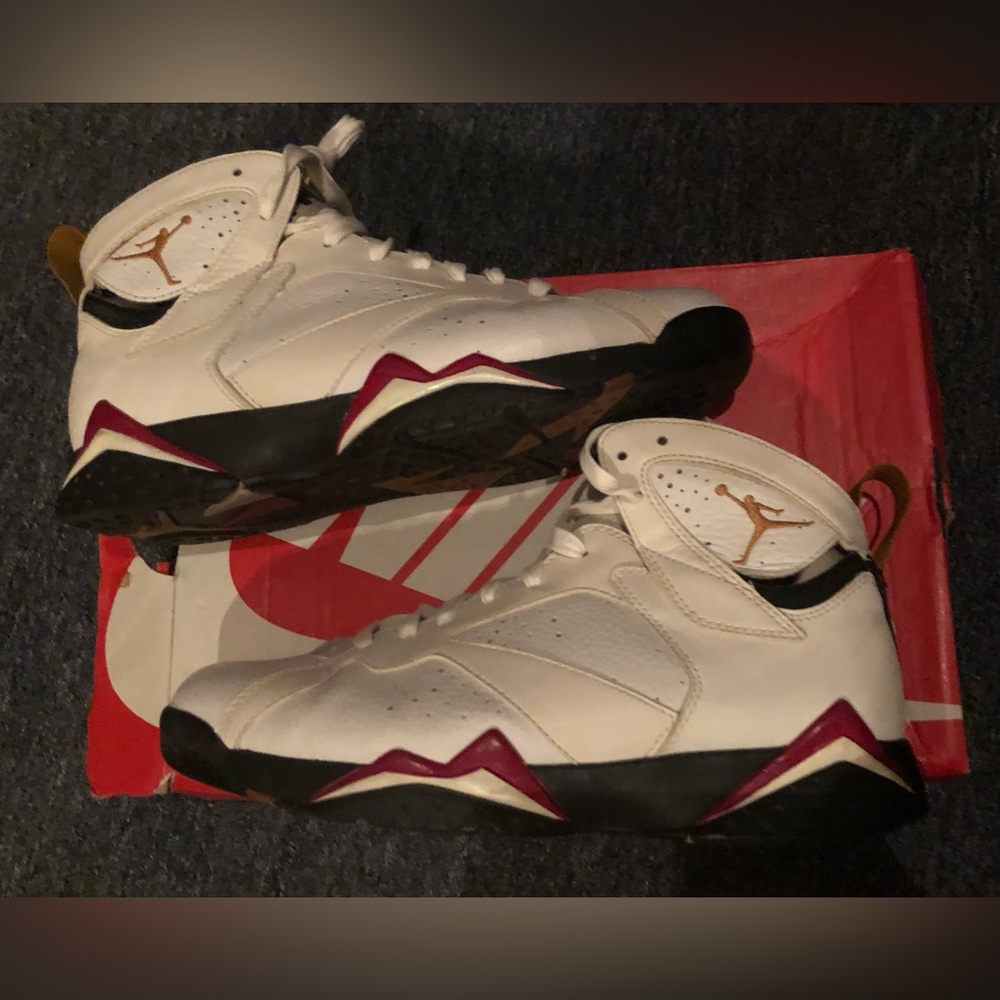 Size 9 - Jordan 7 cardinal